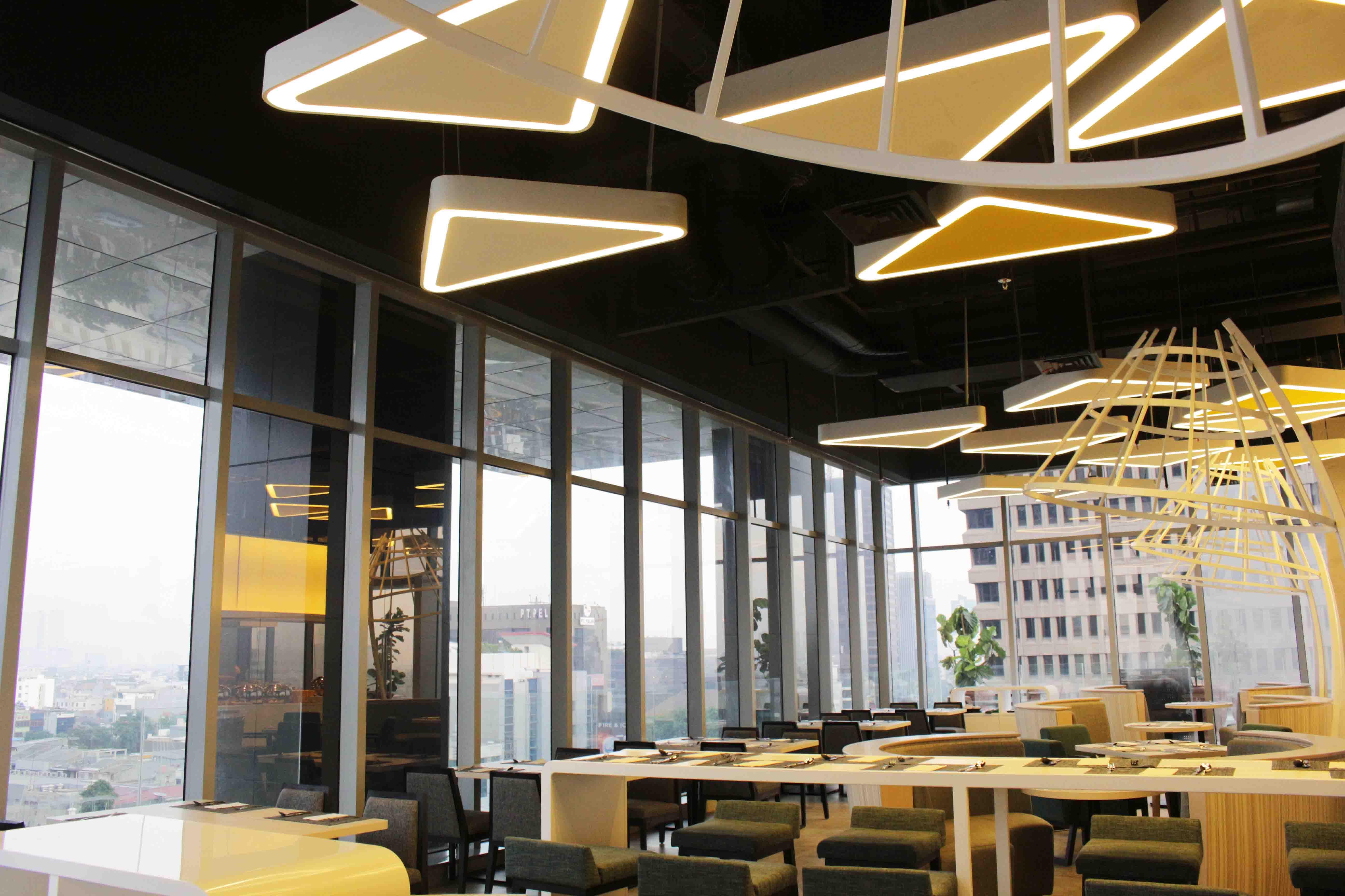 Yello Hotel Harmoni Джакарта Экстерьер фото