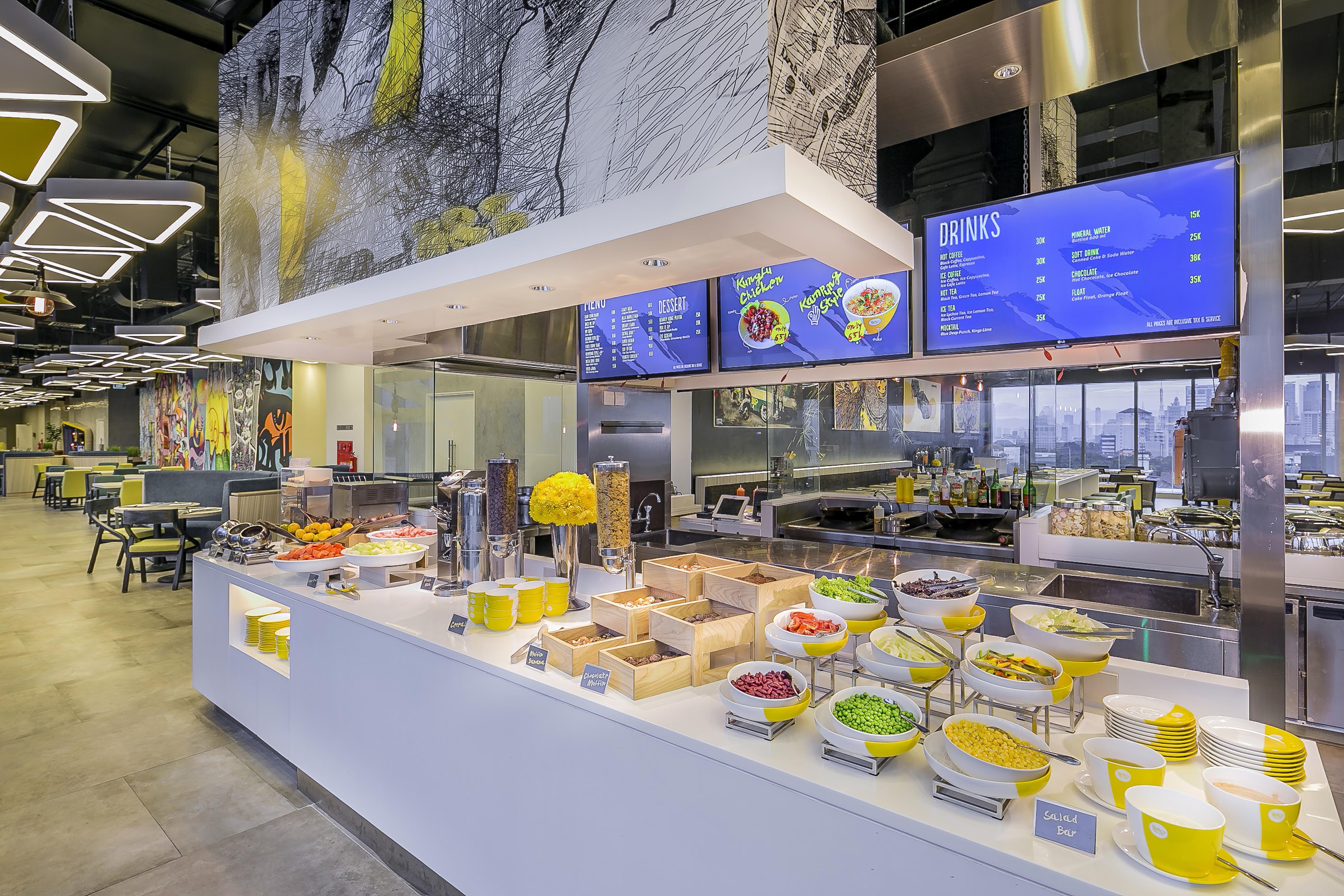 Yello Hotel Harmoni Джакарта Экстерьер фото