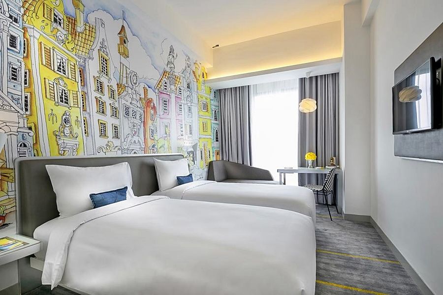 Yello Hotel Harmoni Джакарта Экстерьер фото